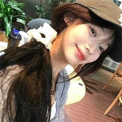 寂寞占线中 封面